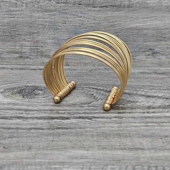 Vintage Gold Tone Retro Solid Stacked Chunky Cuff Bracelet - Picture 7 of 7